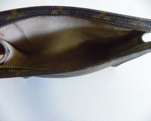 ルイヴィトン　ポーチ